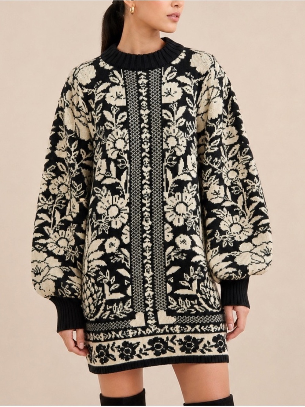 FARM Rio Pineapple Garden Mini Knit Dress. Black & Cream. Balloon sleeves. S